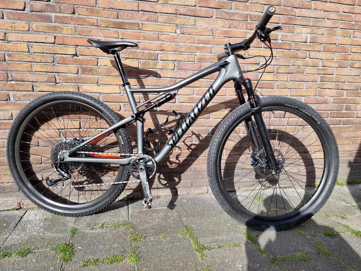 Specialised Epic expert full suspension full carbon 29” L, Fietsen en Brommers, Fietsen | Mountainbikes en ATB, Overige merken