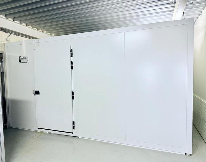 Professionele Vriescel    5.0x3.5, Zakelijke goederen, Horeca | Keukenapparatuur, Koelen en Vriezen, Ophalen