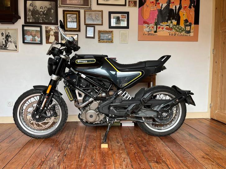 Husqvarna svartpilen 401 (KTM duke 390), Motoren, Motoren | Husqvarna, Overig, 12 t/m 35 kW, 1 cilinder, Minimaal motorrijbewijs A2