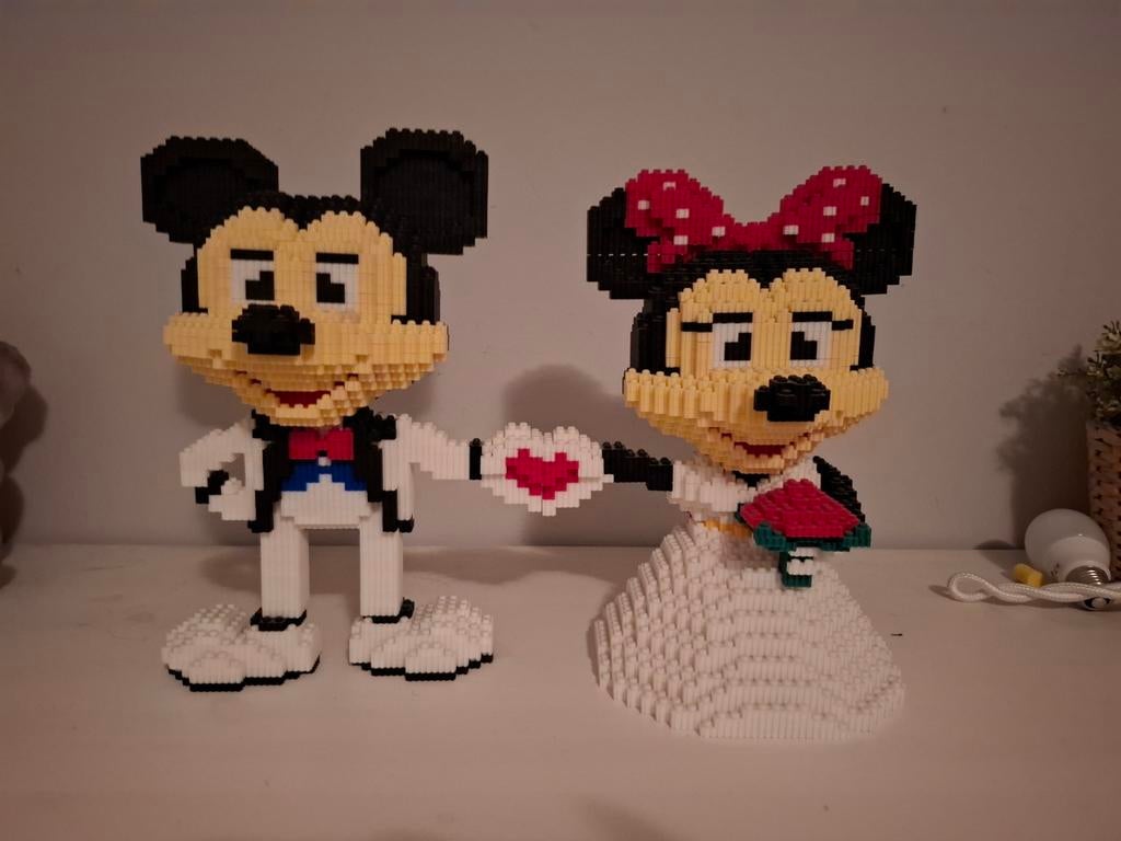 Mickey en Minnie Bruidspaar van Bouwsteentjes, Ophalen of Verzenden, Zo goed als nieuw
