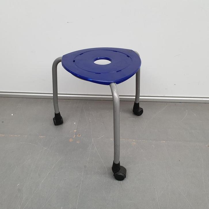 Ahrend 262 kunststof schoolkrukken verrijdbaar - blauw - zi, Huis en Inrichting, Krukjes, Gebruikt