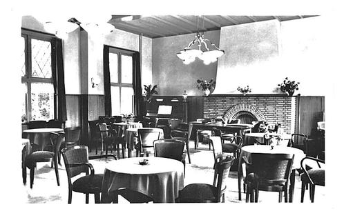 953361	Huis ter Heide	Utr 1950 De Witte Hei	Conferentiezaal, Verzamelen, Ansichtkaarten | Nederland, Ongelopen, Utrecht, 1940 tot 1960