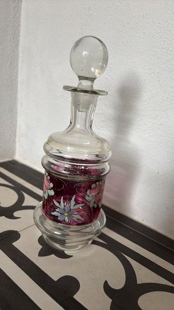 Vintage glazen handbeschilderde karaf fles bloemen beschikbaar voor biedingen