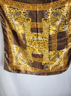 Gave sjaal, bruin met luipaarden 68x68, Kleding | Dames, Mutsen, Sjaals en Handschoenen, Maat 38/40 (M), ., Ophalen of Verzenden