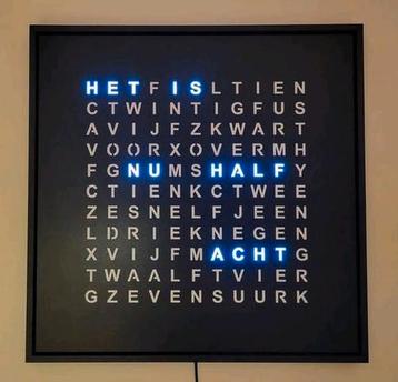 Woordklok 53x53cm, nederlands, zwart beschikbaar voor biedingen