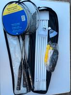 4 persoons badmintonset met net en shuttels nieuw, Sport en Fitness, Badminton, Ophalen of Verzenden, Zo goed als nieuw, Racket(s)