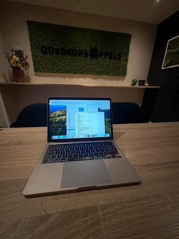 MacBook Pro 2020 13” i7 16GB 256GB Space Grey  | Office  beschikbaar voor biedingen