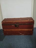 3 ANTIEKE HUTKOFFERS, Ophalen