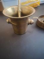 Bronzen vijzel met stamper, Ophalen of Verzenden, Brons