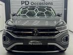 Volkswagen T-Roc 1.5 TSI Style - ACC - Navi - Clima - Lane a, 1258 kg, Zwart, 4 cilinders, 150 pk