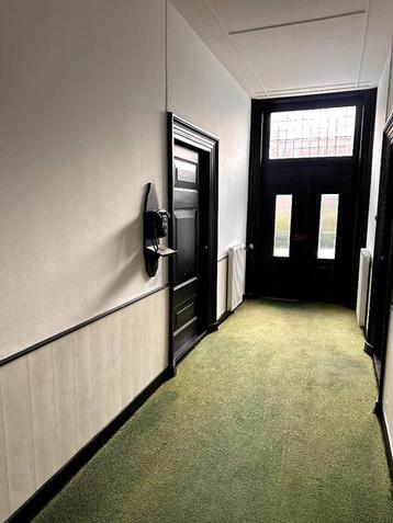 Ruime Boerderij te Huur voor Zakelijk Gebruik € 3200 totaal  beschikbaar voor biedingen