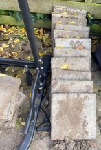 Gratis tuintegels 30*30, 23 stuks, Tuin en Terras, Ophalen, Gebruikt, Minder dan 5 m², Beton