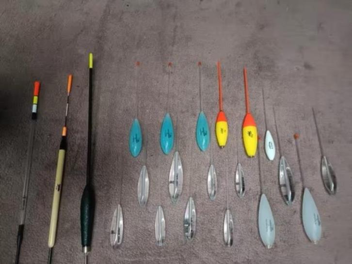 Diverse dobbers / partij dobbers, Watersport en Boten, Hengelsport | Witvissen, Gebruikt, Dobber of Lood, Ophalen of Verzenden