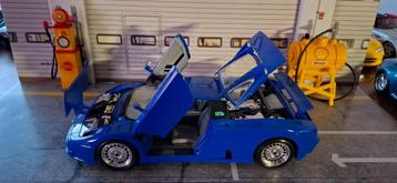 1.18 bugatti eb110 beschikbaar voor biedingen
