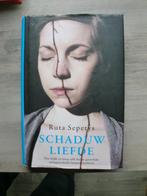 Ruta Pepetys - Schaduwliefde (Hardcover met stofomslag), Ophalen of Verzenden, Gelezen