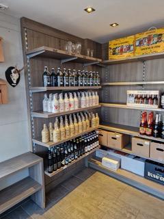 Winkel Stellingen/schappenwand beschikbaar voor biedingen
