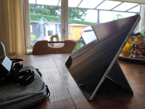 Microsoft Surface Pro 7 (i5/8GB/256GB) + surface dock, Computers en Software, Windows Laptops, SSD, 2 tot 3 Ghz, 8 GB, Met touchscreen
