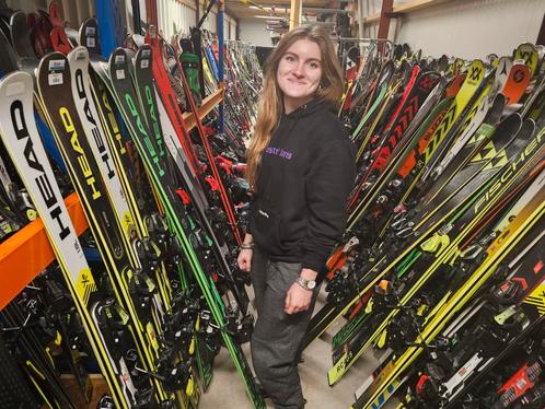 UITVERKOOP !! GROOTSTE VOORRAAD SKIS AMSTERDAM snel op is op, Sport en Fitness, Skiën en Langlaufen, Zo goed als nieuw, Ski's