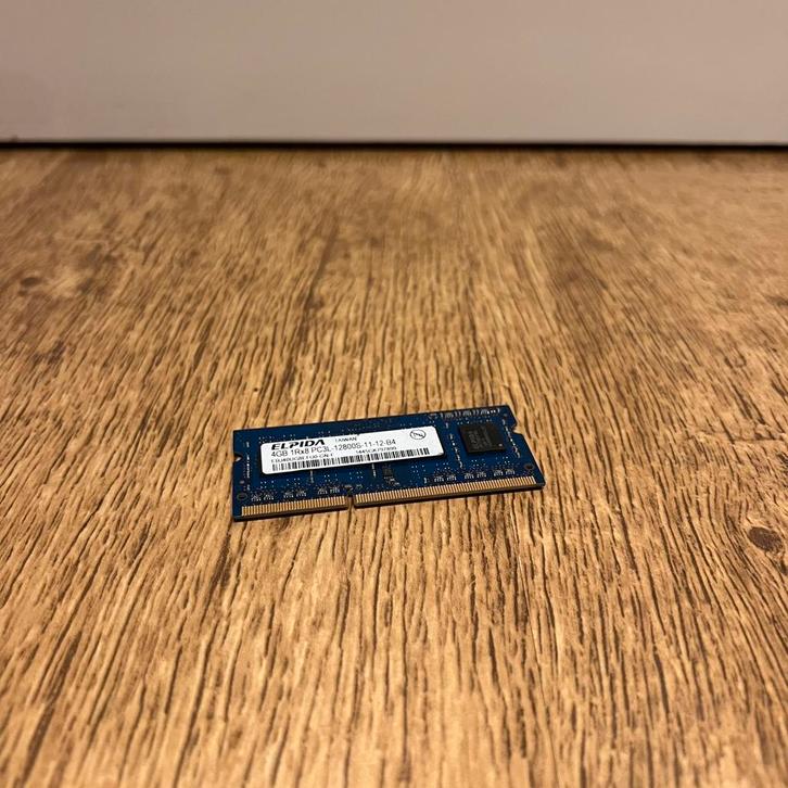 Elpida 4GB DDR3L 1600MHz Laptop werkgeheugen ( 1x 4GB ), Computers en Software, RAM geheugen, Gebruikt, Laptop, 4 GB, DDR3, Ophalen of Verzenden