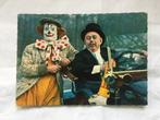 Pipo de Clown en de Dikke Deur in auto, Verzamelen, Ansichtkaarten | Themakaarten, Ophalen of Verzenden, 1960 tot 1980, Ongelopen