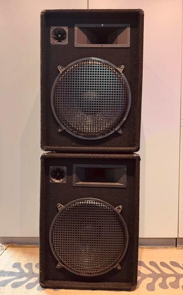 2 x Omnitronic luidsprekerboxen ( 1 x 15“ ) beschikbaar voor biedingen