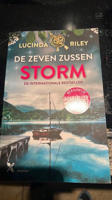 Lucinda Riley - Storm De zeven zussen. beschikbaar voor biedingen