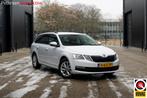 Skoda Octavia Combi 1.0 TSI Business Edition *Stoelverwarmin, Auto's, Voorwielaandrijving, Lichtsensor, Gebruikt, Wit