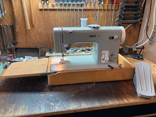 Pfaff 90 - Sterke naaimachine, Hobby en Vrije tijd, Naaimachines en Toebehoren, Gebruikt, Naaimachine, Pfaff, Industrieel, Ophalen of Verzenden