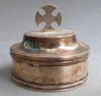 Omstreeks 1850 Zilveren Hostiedoos Pyxis Hostie Bewaardoos, Antiek en Kunst, Ophalen of Verzenden