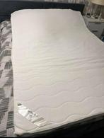 Ikea.  Witte toppet/matras.  140x200  cm., Gebruikt, Tweepersoons, 200 cm, 140 cm
