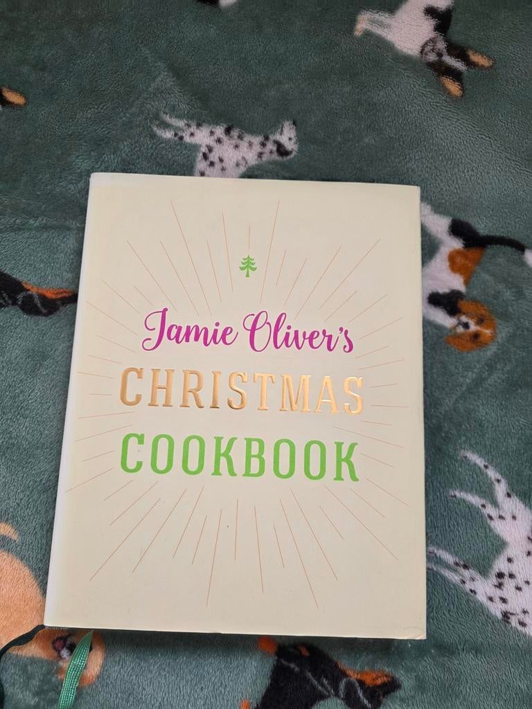Jamie Oliver's Christmas Cookbook - Engelstalig, Boeken, Kookboeken, Nieuw, Ophalen of Verzenden, Hoofdgerechten, Jamie Oliver