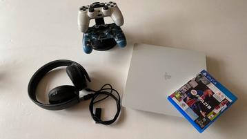 Ps4 slim wit 500 Gb beschikbaar voor biedingen