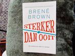 Brené Brown - Sterker dan ooit, Ophalen of Verzenden, Zo goed als nieuw, Brené Brown