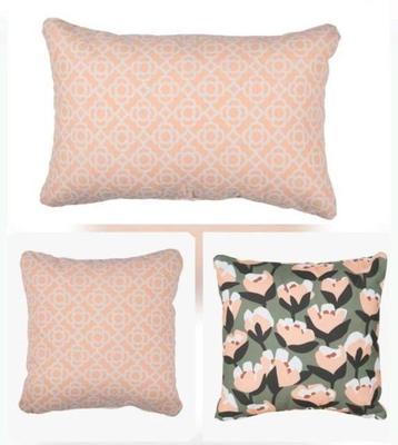 2x Fermob kussens Lorette blush pink 50% korting beschikbaar voor biedingen