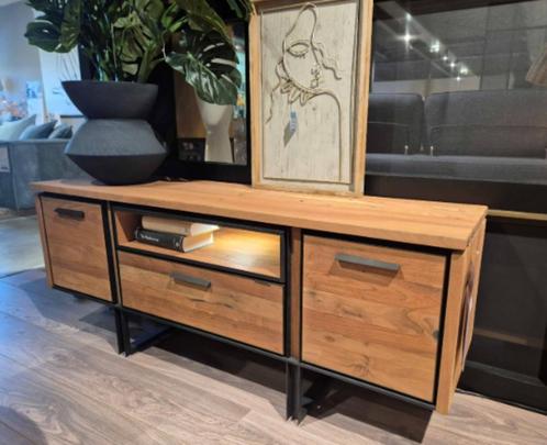 Lowboard Tokyo van Henders & Hazel, Huis en Inrichting, Kasten | Televisiemeubels, Nieuw, Minder dan 100 cm, 100 tot 150 cm, 25 tot 50 cm