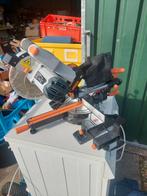 Batavia afkortzaag met accu, Ophalen, Zo goed als nieuw, Afkortzaag, 30 tot 70 mm
