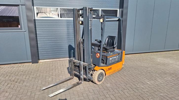 Still R20-15 Heftruck triplo zijshift keurige machine, Zakelijke goederen, Machines en Bouw | Liften, Steigers en Ladders, Ophalen