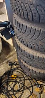 Goede winterbanden incl velgen originele van peugot expert, Ophalen of Verzenden, Zo goed als nieuw