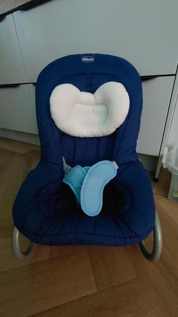 Chicco wipstoel met twee zittingen en evt een badstof hoes  beschikbaar voor biedingen
