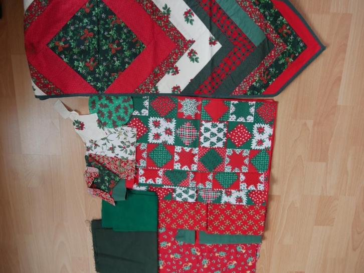 Pakket kerst stofjes, Hobby en Vrije tijd, Stoffen en Lappen, Zo goed als nieuw, Katoen, 120 cm of meer, 30 tot 200 cm, Ophalen of Verzenden