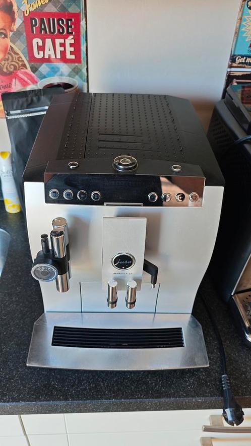 Jura Z7 z 7 met garantie en service beurt, Witgoed en Apparatuur, Koffiezetapparaten, Gebruikt, Gemalen koffie, Koffiebonen, Koffiemachine