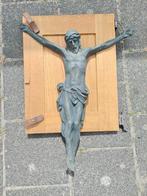 Groot bronzen Christus figuur, Ophalen
