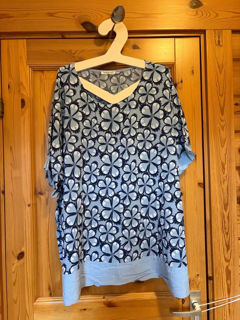Top blauw made in italy oto 76 lengte 78, Kleding | Dames, Ophalen of Verzenden, Zo goed als nieuw, Blauw, Shirt of Top