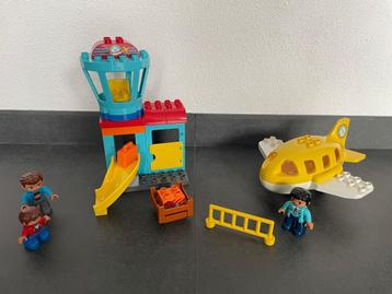 LEGO DUPLO Vliegveld - 10871 beschikbaar voor biedingen