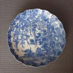 Antieke ca. 1950's Japans imari bord met bloemen decoratie, Antiek en Kunst, Antiek | Porselein, Ophalen of Verzenden