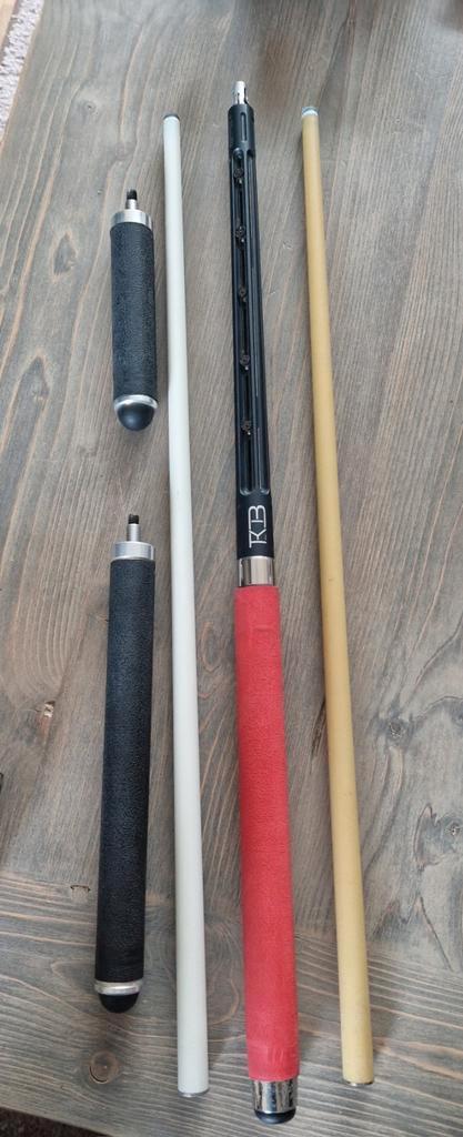 Mooie apparte keu van het merk TKB, Sport en Fitness, Biljarten en Poolen, Zo goed als nieuw, Keu of Ballen, Ophalen of Verzenden