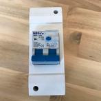 Aardlekschakelaar 2 polig, 25A, Doe-het-zelf en Verbouw, Ophalen of Verzenden, Gebruikt, Schakelaar