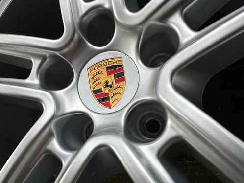 Winterset Porsche Macan 19 inch | rijklaar!, Auto-onderdelen, Banden en Velgen, Banden en Velgen, Winterbanden, 19 inch, 235 mm