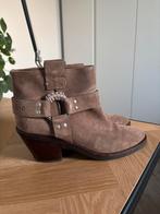 See By Chloe laarzen, mt 40, kleur beige, Verzenden, Beige, Lage of Enkellaarzen, Zo goed als nieuw
