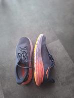 Hoka Arahi 7 - Maat 41- Zo goed als nieuw!, Hoka, Ophalen of Verzenden, Zo goed als nieuw, Grijs